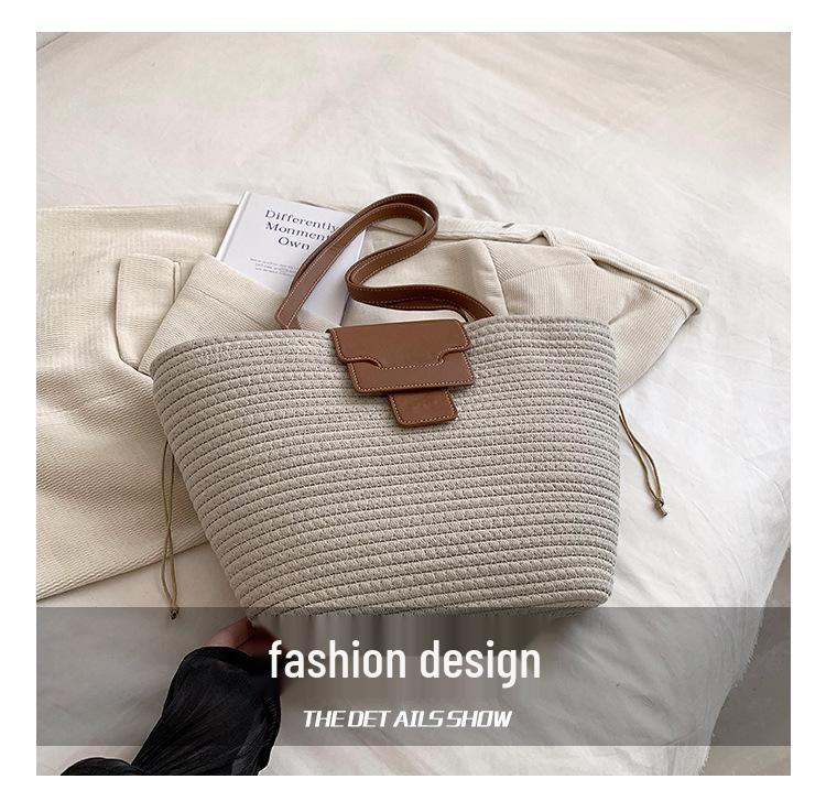 Plážová taška ve stylu Korean s velkou kapacitou a slámou - Všestranná pletená taška pro ženy