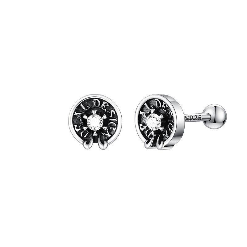 Retro Silver-Plated Emerald Stud Earrings for Men - Stylish Cartilage Piercing for Boyfriend
