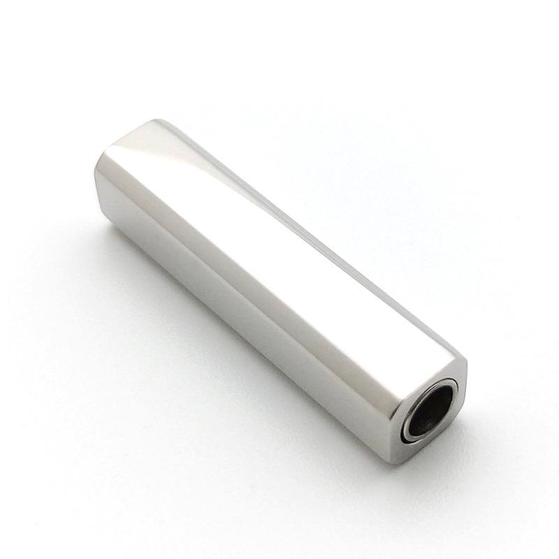 Kožený náramek s magnetickým zapínáním z nerezové oceli - Stylový šperk s titanovou šňůrkou