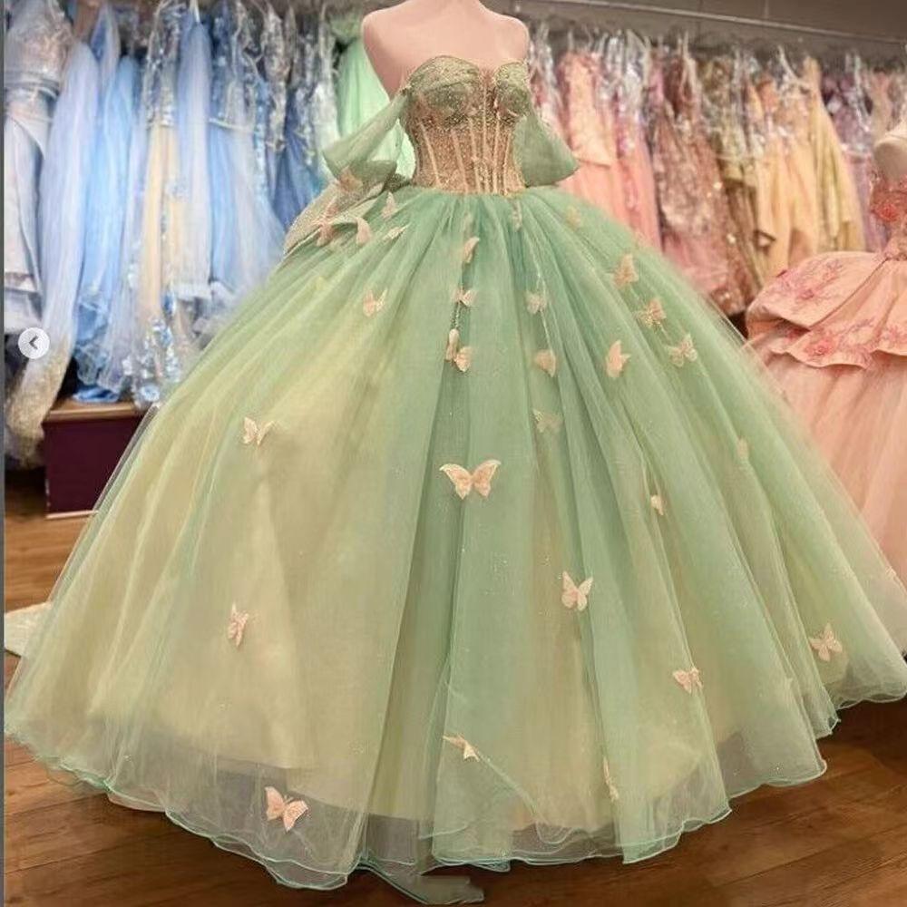 Vestido de Noche Bar Mitzvah Verde Mori Simple Hombro Descubierto Tul Calcomanía de Mariposa 1011 Vestido de Noche de Banquete