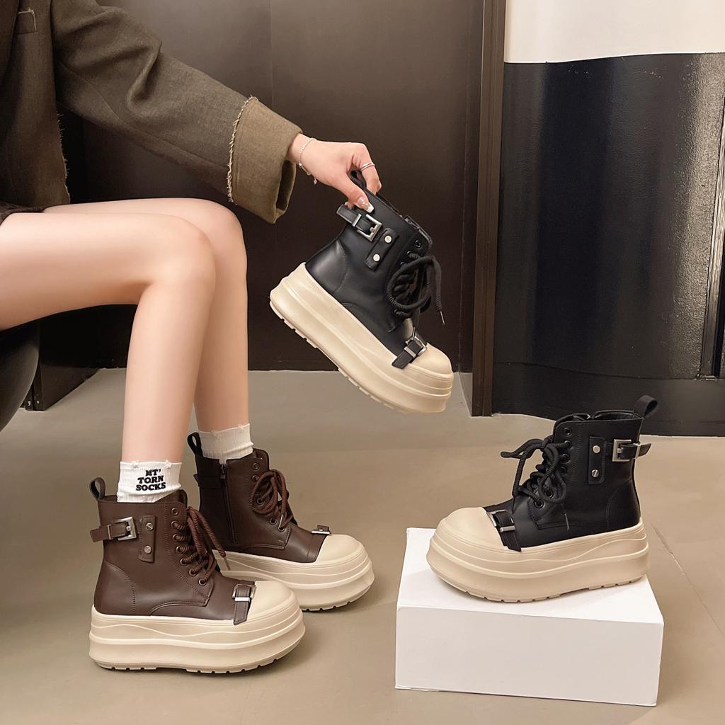 [Fanfna] Muffin Platform Martin Boots Women's 2025 Autumn New British Belt Buckle Small Locomotive Short Boots