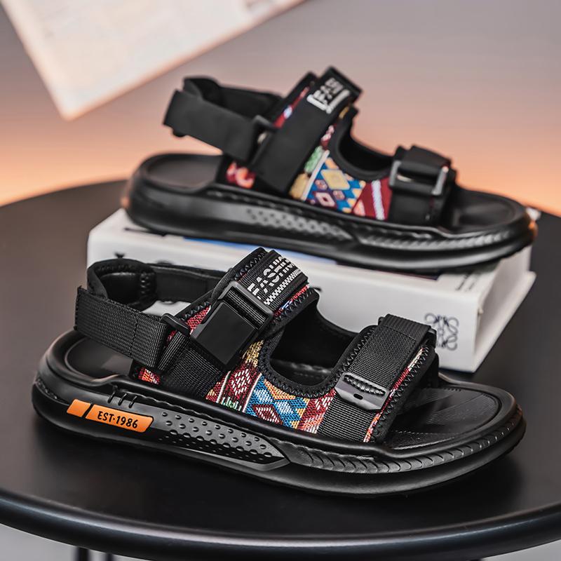 Mode Mode Neue Herren Hausschuhe Sommer Herren Sandalen Offene Zehen Flache Herren Freizeitschuhe Outdoor Walking Sandalen Herren Strandschuhe Sandalias