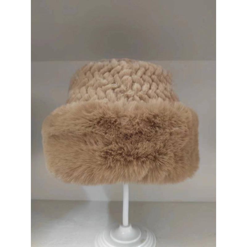 White Plush Hat for Women In Winter, Korean Version Showing Small Face, Thickened Warm Fisherman Hat, Japanese Large Head Circumference, and Cold Hat