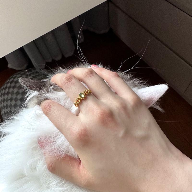 

Xiaohongshu Geometric Peridot Ring for Women - Trendy, Luxurious, and Versatile Fashion Accessory with Aristocratic Charm Adjustable Open Size