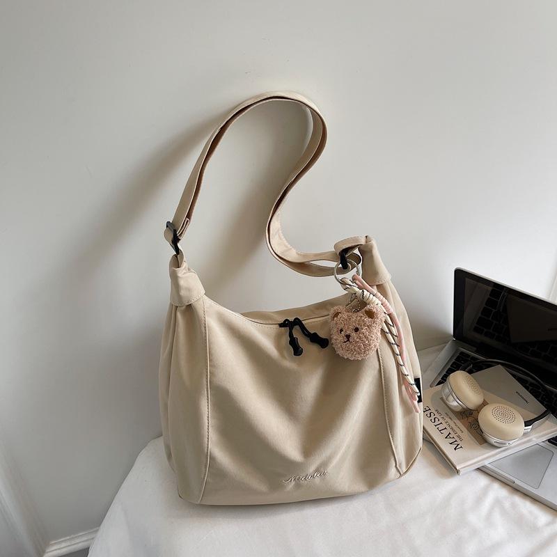 Japanese-style casual and relaxed canvas tote bag for women2026New large-capacity student shoulder crossbody bag for classes