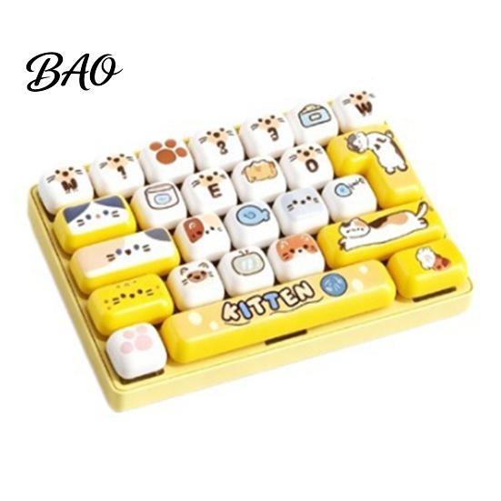 Adults Sensory Toy 26-Key Keyboard Fidget Toy, Animal Theme Push Bubble Keyboard, Tactile Pressing Stress Relief Mini for Backpack Purse Charm