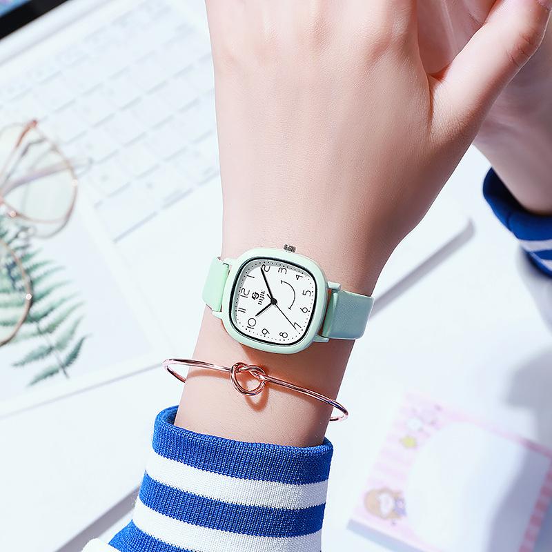 Vintage Small Square Girl'S Watch Junior High And High School Student Simple And Small Design Sense Prefectural Style Quartz