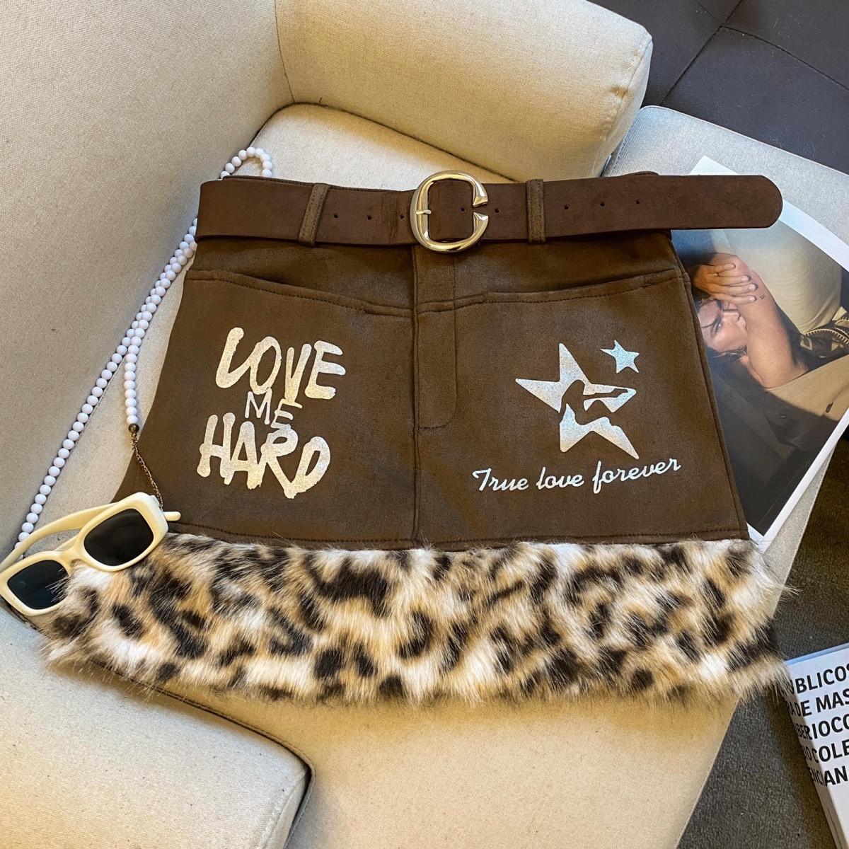 

Leopard Print Fur Patchwork Mini Skirt with Letter Print, Bodycon Fit, and Waistband Design XL