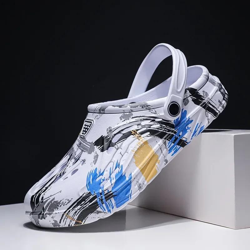 Clogs Men Sandals Men Shoe Summer Garden Beach Black Slippers for Men's Shoes Zapatos Hombre Sandalias Hombre Sneakers for Men