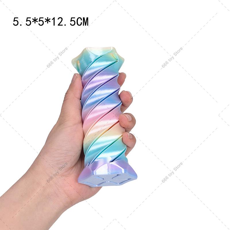31 Stil 3D-gedruckter Spiral-Kegel Rakete Geist Herz Durchgang Fidget Spielzeug Unmögliche Pyramide Stressabbau Spielzeug Schreibtisch Dekoration