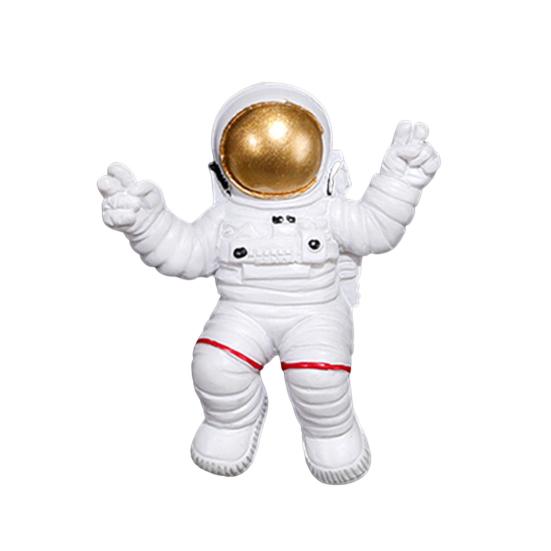 Resin Magnetic Sticker Wide Application Beauty Exquisite Craftsmanship Astronaut Fridge Magnet