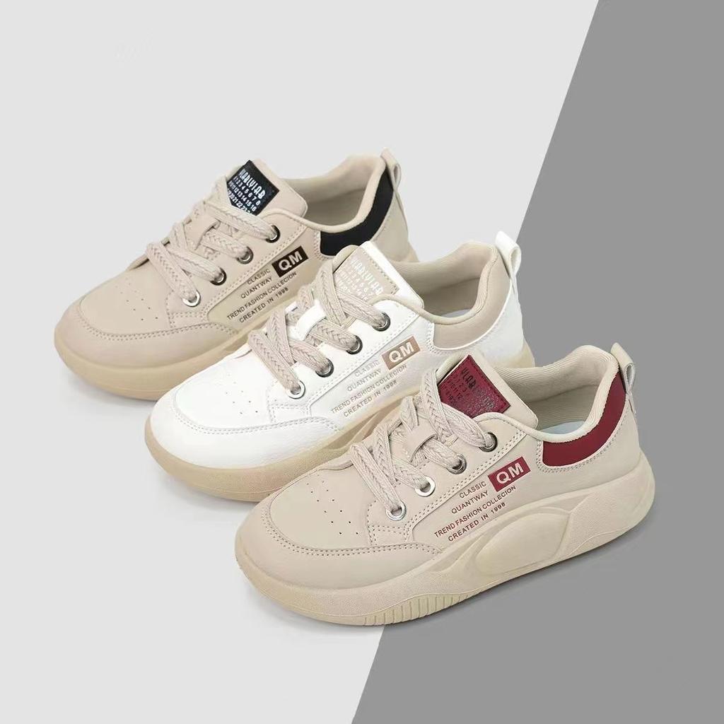 White Shoes Spring and Summer Thick Sole Lightweight Breathable Trendy Shoes Women's Casual Fashion High Comfortable Board Shoes Women's