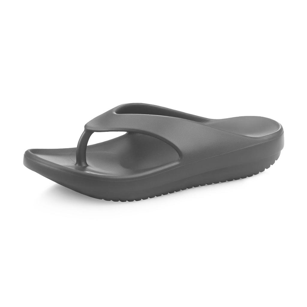 Men's Plus Size Non-Slip Outdoor Flip-Flops: Summer Thong Sandals with Thick Soles for Casual Beach Wear.