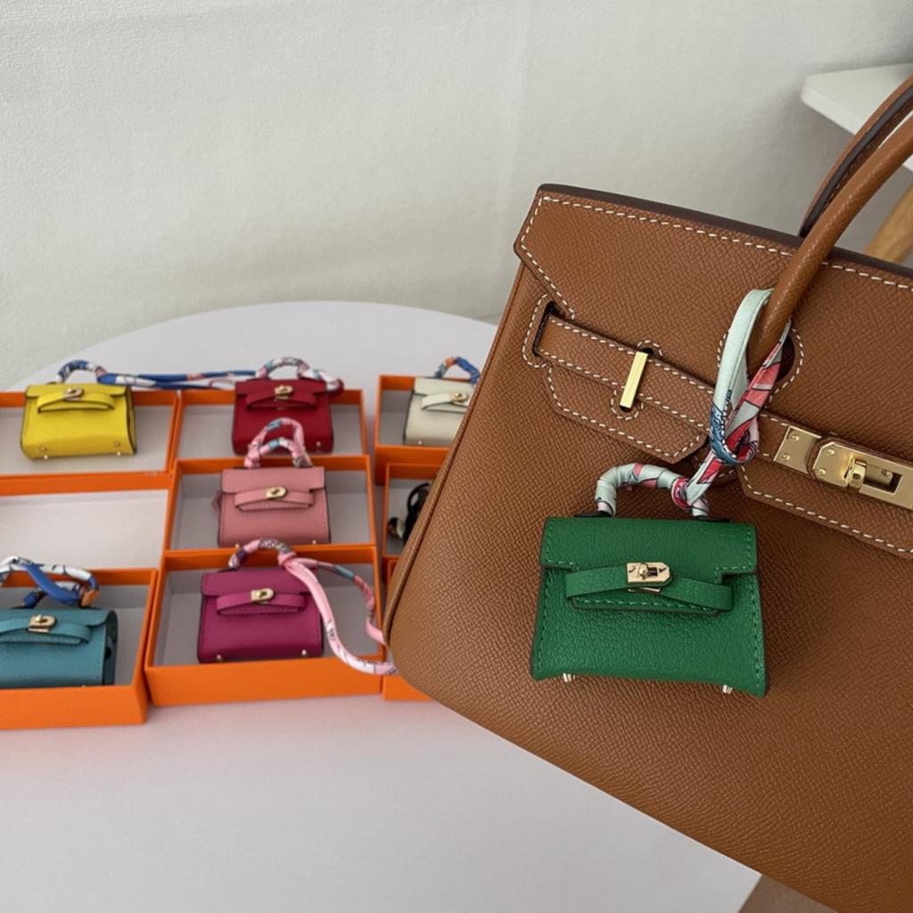 Bag Pendant Cute Earphone Bag Leather Car Keychain