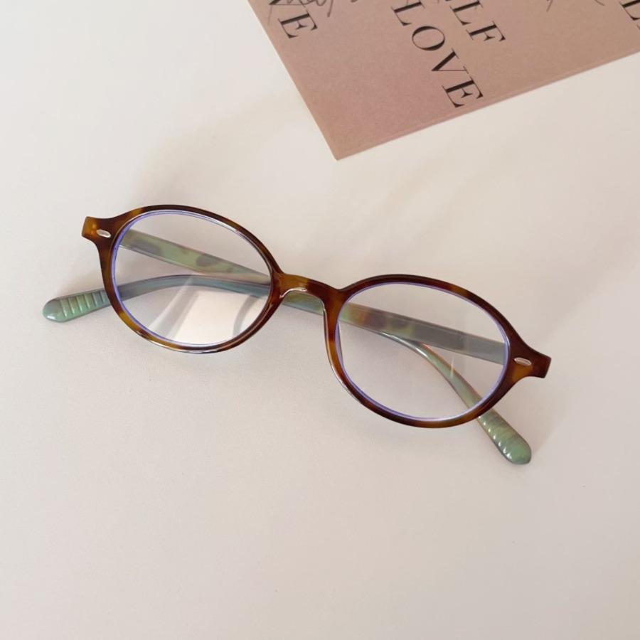 Retro Oval Frame Myopia Anti Blue Light Glasses Sweet Cool Girl Black and White Glasses Retro Simple Ladies