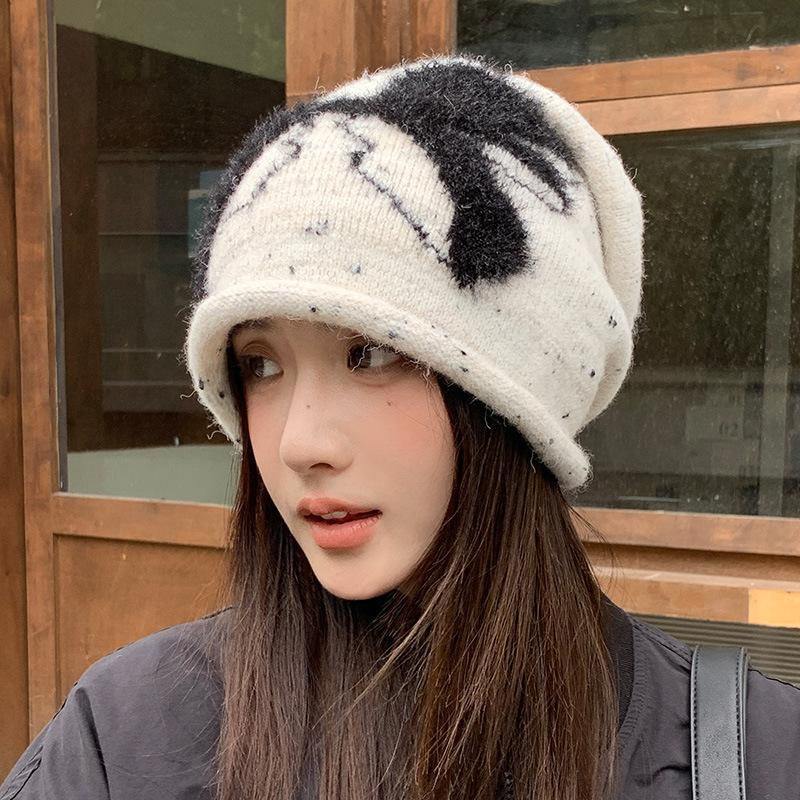Japanese soft waxy baotou knitted stacking hat female face small ear protection warm wool hat Internet celebrity versatile cold hat