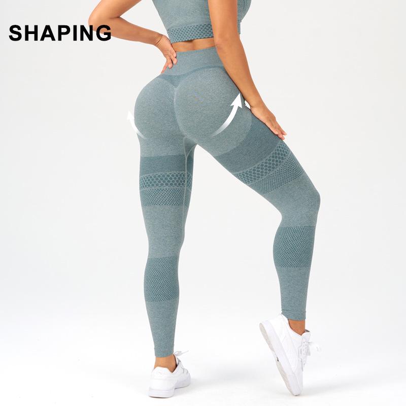 Women's Seamless Yoga Set: Short Sleeve Fitness Top & Butt Lift Leggings