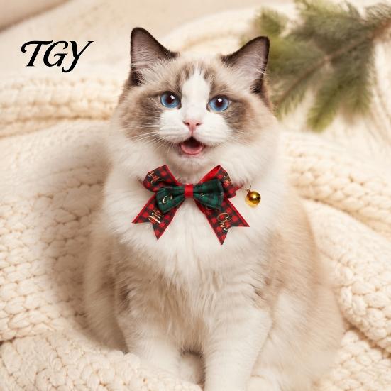 Holiday Cat Bow Christmas Pet Collar, Adjustable Collar with And Bell, Comfortable Kitten Neckwear Plaid Print for Cats, Small Dogs, Wear