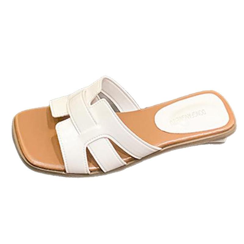 Versatile summer white outer slippers girl 2025 new niche fashion woven beach one-word drag fairy sandals