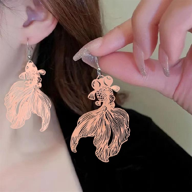 Trendy Fish shaped Earrings Fashionable Hollow Fish Ear Pendant for Parties Date