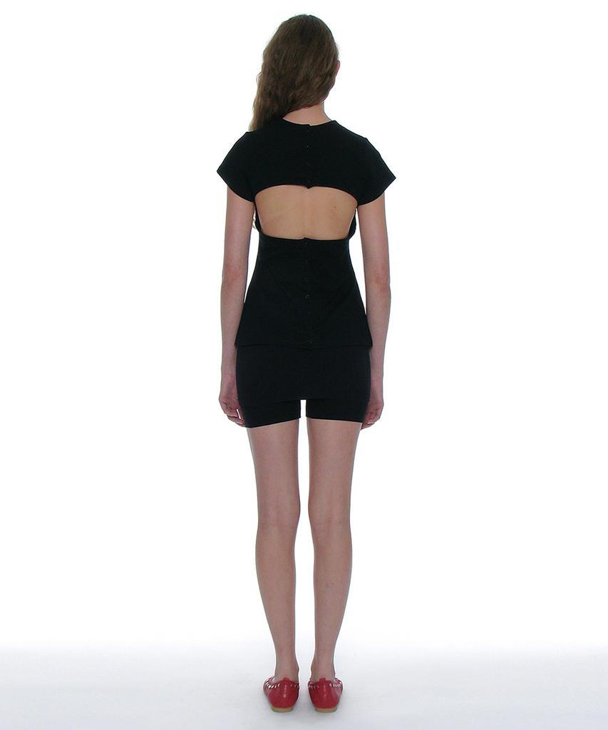 PARTIMENTO WOMEN Minimal Button-Up Medium Length Top_Black
