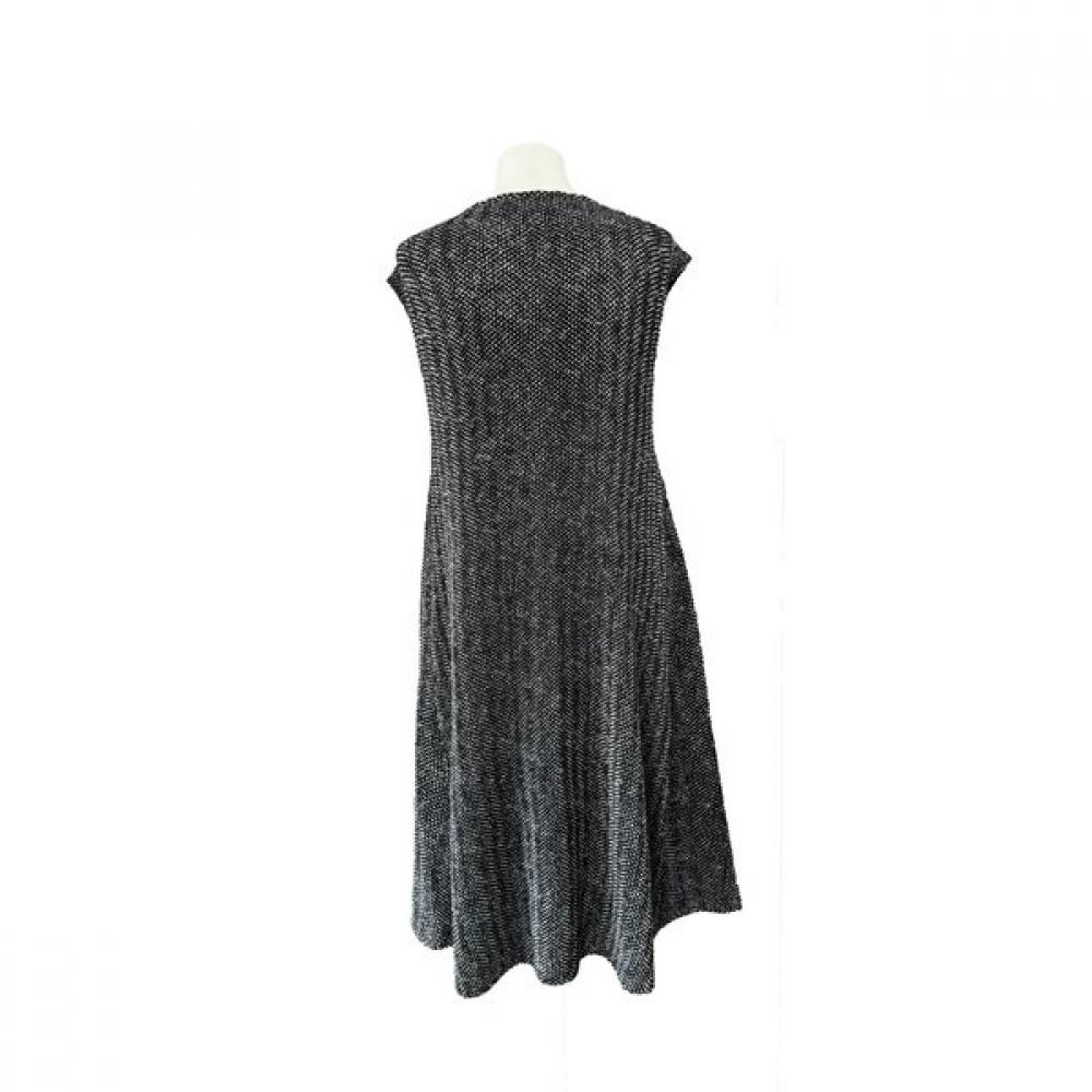Specchio Sleeveless Dress Round Neck 451 538