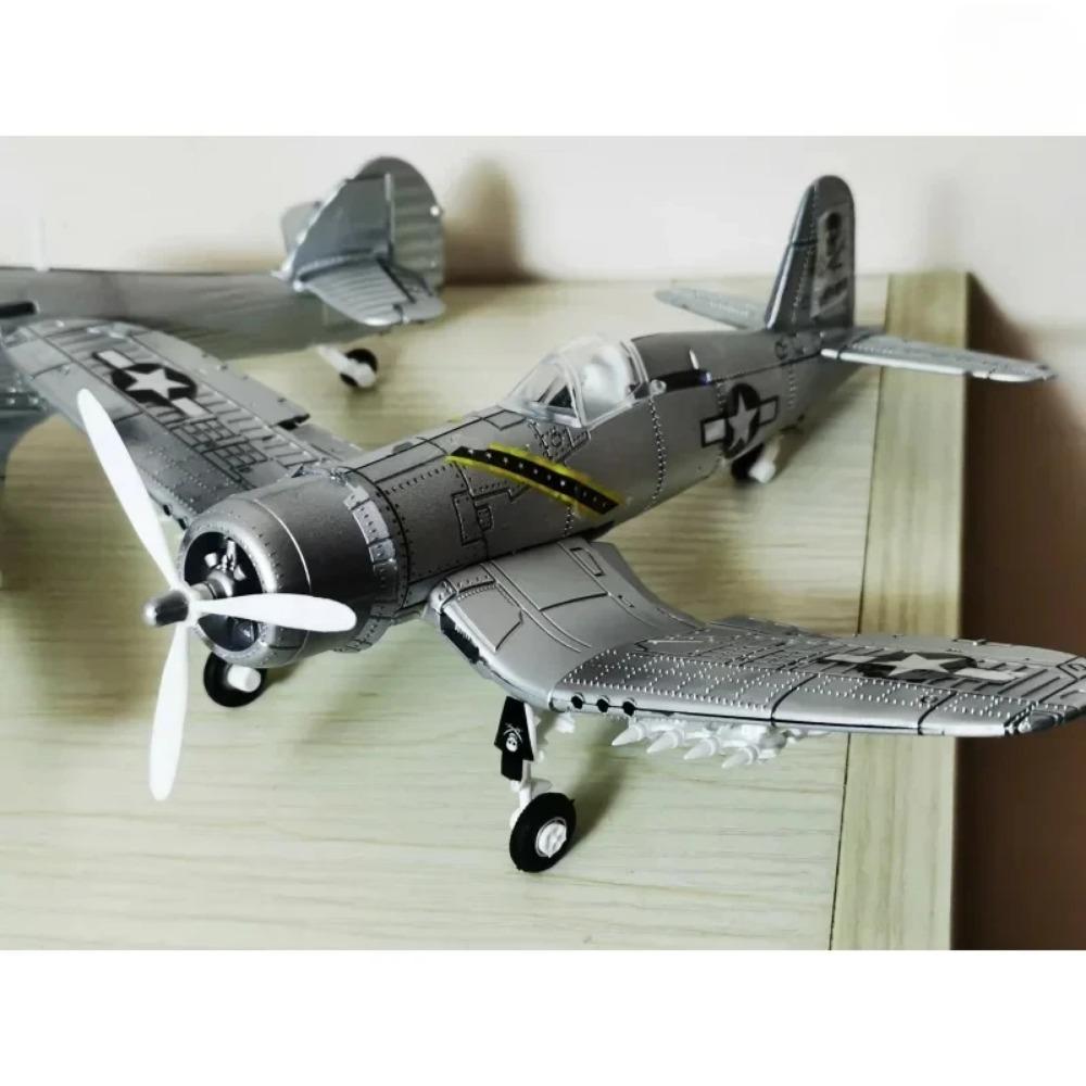 1/48 WWII Americký Corsair Mustang Britský Spitfire Hurricane Německý BF109 Stíhací letoun Plastová Sestavitelná Stavebnice Modelu Letadla Hračka
