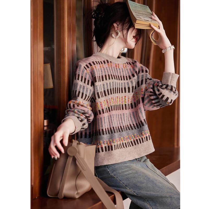 Demana Women's Retro Jacquard Round Neck Knit Sweater