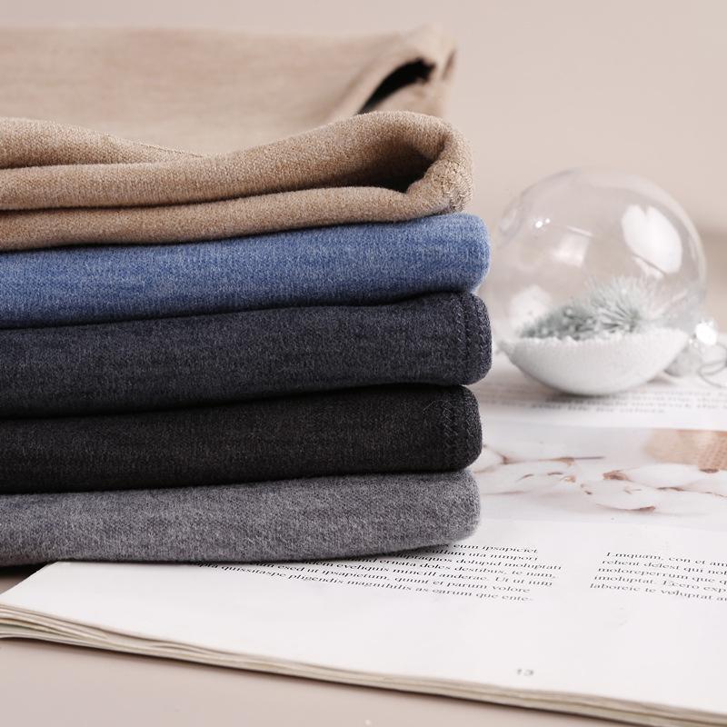 Men's Slim-Fit Fleece-Lined Vest: Warm, German Velvet Base, Sleeveless, Ideal for Autumn/Winter.