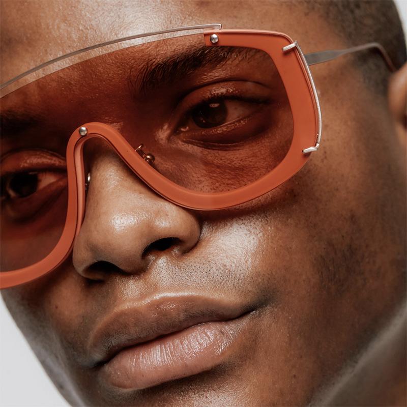 Oversized Vintage Sunglasses Women For Men Luxury Brand Designer Sun Glasses Steampunk Popular Hip Hop Rivet Eyeglass Uv400