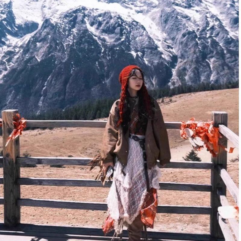 Fashion Handmade West Sichuan Weaving Travel Red Hollow Head Hat Knitted Baotou Hat Tassel Wool Hat Crouch