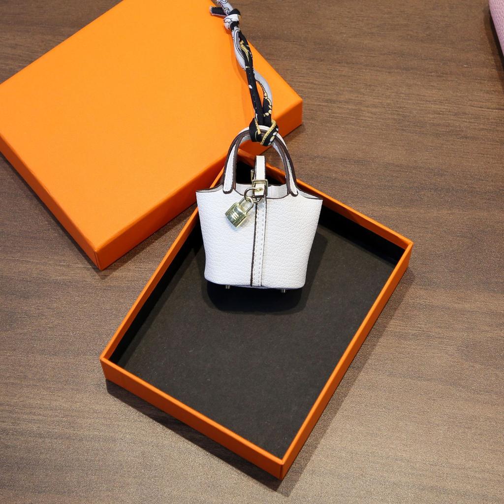 Mini Leather Earphone Case Keychain - Cute Small Headphone Holder Bag Charm , Key Ring Pendant for Handbags Backpacks