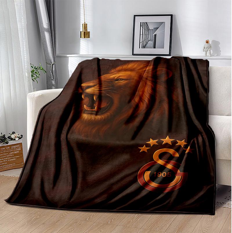 Galatasaray Flannel Blanket Soft Warm All-Season Throw, Design for Camping, Car Travel, Hiking Sofa, Bed, Office Perfect Gift for Parties