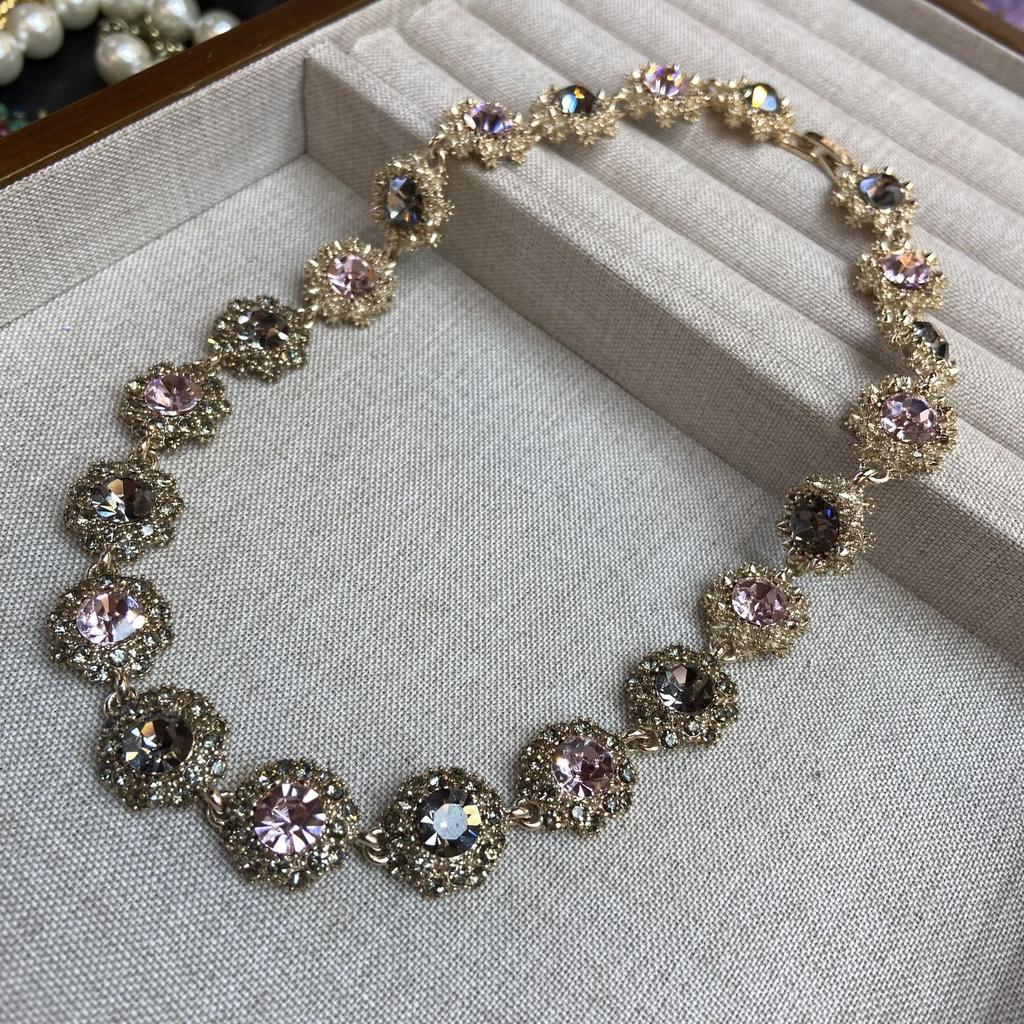 French Light Luxury Diamond Colored Flower Necklace Bracelet Stud Earrings Jewelry Retro Fashion Pink Gemstone Collarbone Chain Earrings