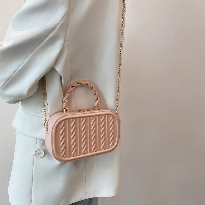 Женская винтажная сумка на одно плечо — фото 9