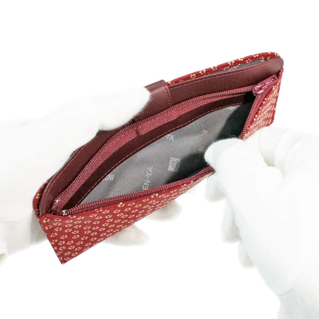 Inden Long Bundle Red Background X White Small Cherry Blossom Pattern [Indenya] Wallet, L, Thin, Deerskin, Lacquer, 2107-13-002