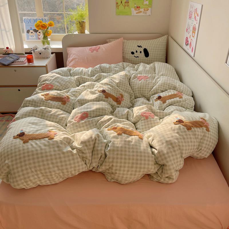 Dachshund Bowknot Chenille Embroidered Cotton Quilt Set - Soft, Skin-Friendly, Four or Three-Piece Dormitory Set