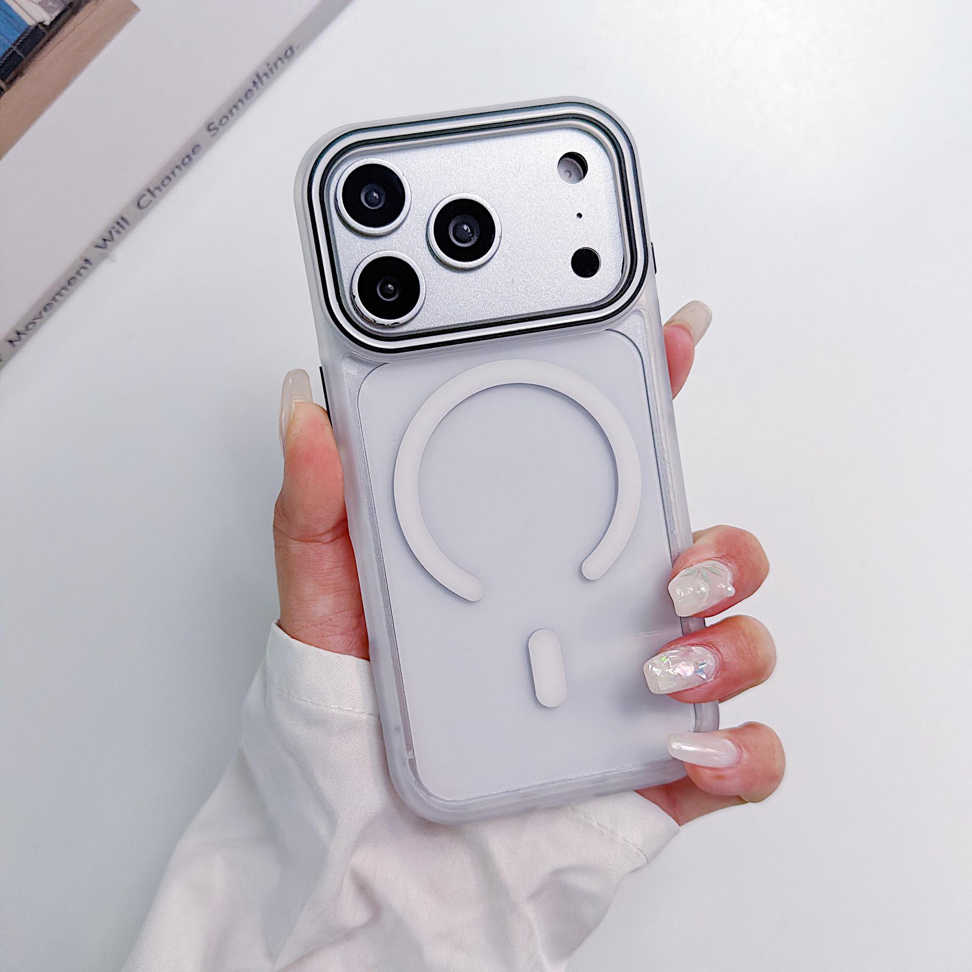 Прозрачный магнитный двухслойный ударопрочный чехол для iPhone 17 Pro Max 16 белый