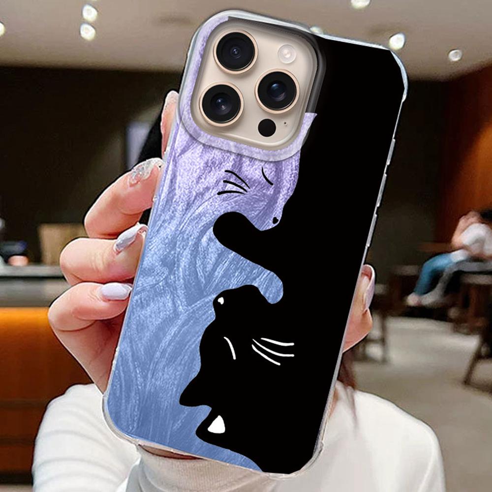 Embrace Black White Cat Gradient Phone Cases For Apple Iphone 16 15 14 13 Pro Max 16e 16plus Back Silicone Couple Fundas Cover
