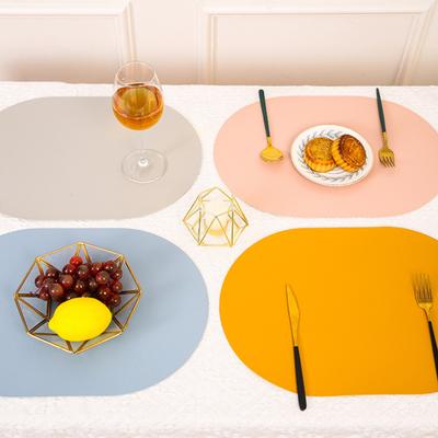 Ovales Western-Tischset aus Kunstleder, faltbar, platzsparend, einfache Aufbewahrung, verschleißfeste Schutzunterlage