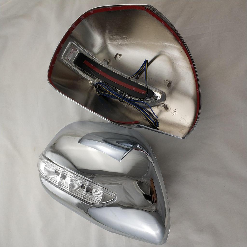 Carbon Fiber Rearview Mirror Cover with Light for 03-09 Prado 2700