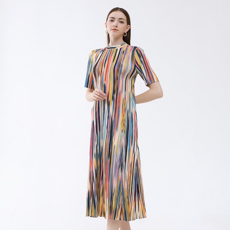 Sommer 2025 Koreanischer Stil Camouflage Rüschenkleid - Halbhoher Kragen, Schlankmachend, Kurze Ärmel