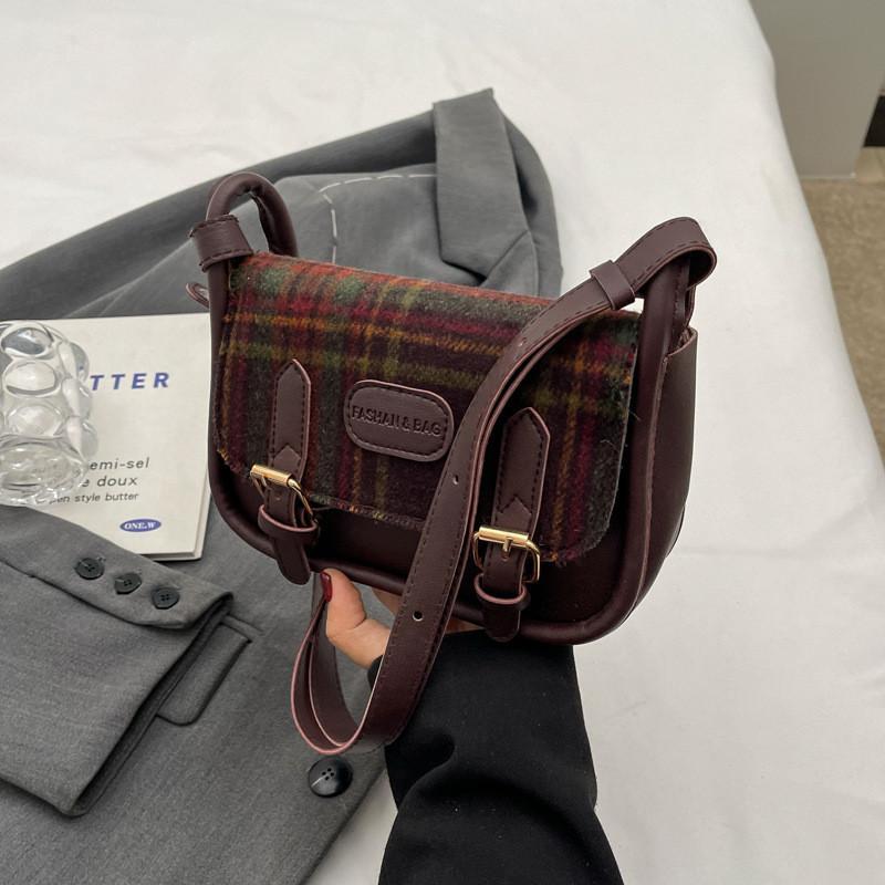 2024 Winter New Plaid Cloth Bag Fashion Casual Shoulder Bag Commuter Simple Crossbody Bag Retro Women's Bag Red Plaid Coffee
