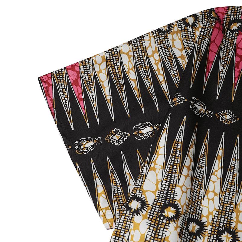 Women's Large Size Round Neck Short Sleeve Graphic Print Loose Blouse