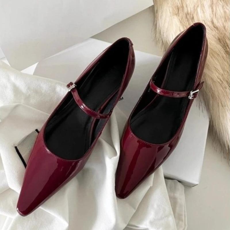 Temperament One Strap Mary Jane Shoes 2026 New Pointed Toe Patent Leather Non-slip High Heels