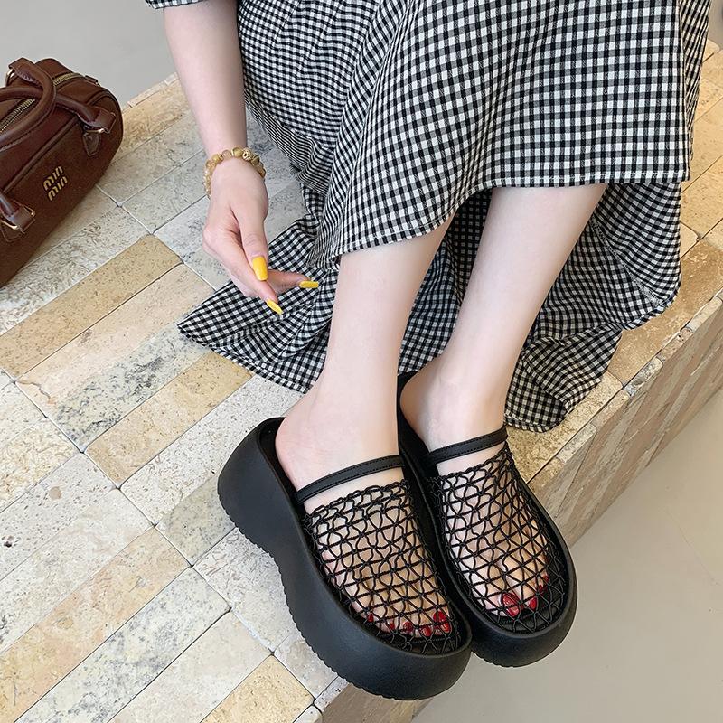 New Summer Design Mesh Hollow Breathable Bag Head Half Slippers Women's Thick-soled Roman Muffin Shoes Sandals