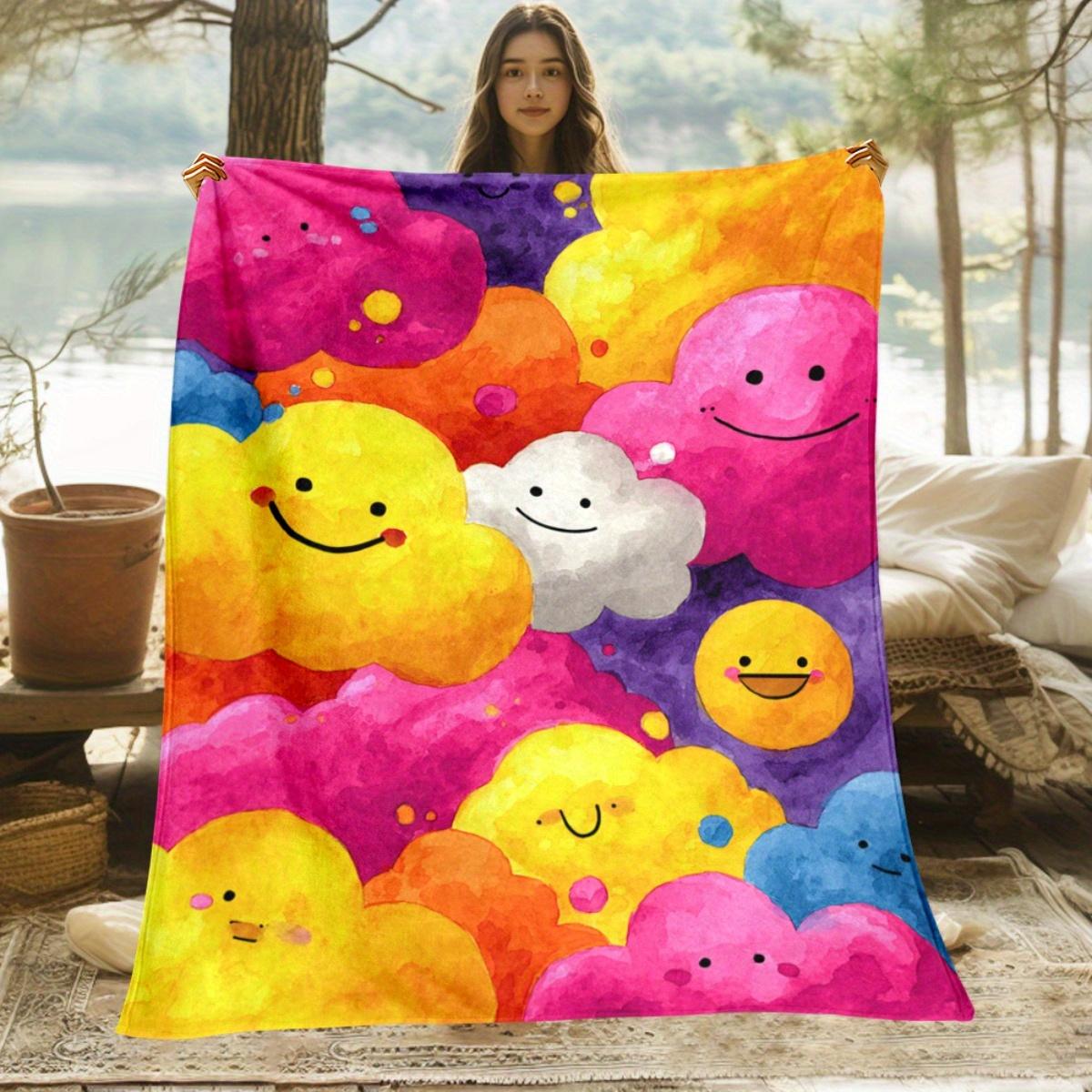 Humorous smile cloud pattern Flannel printed blanket suitable for all seasons suitable for living room office sofa and travel 75X95CM