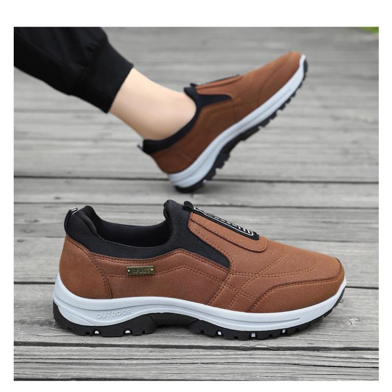 Men's Sports Shoes with Soft Soles, Dad's Shoes, One-piece Style, Suitable for Middle-aged and Elderly People for Walking.