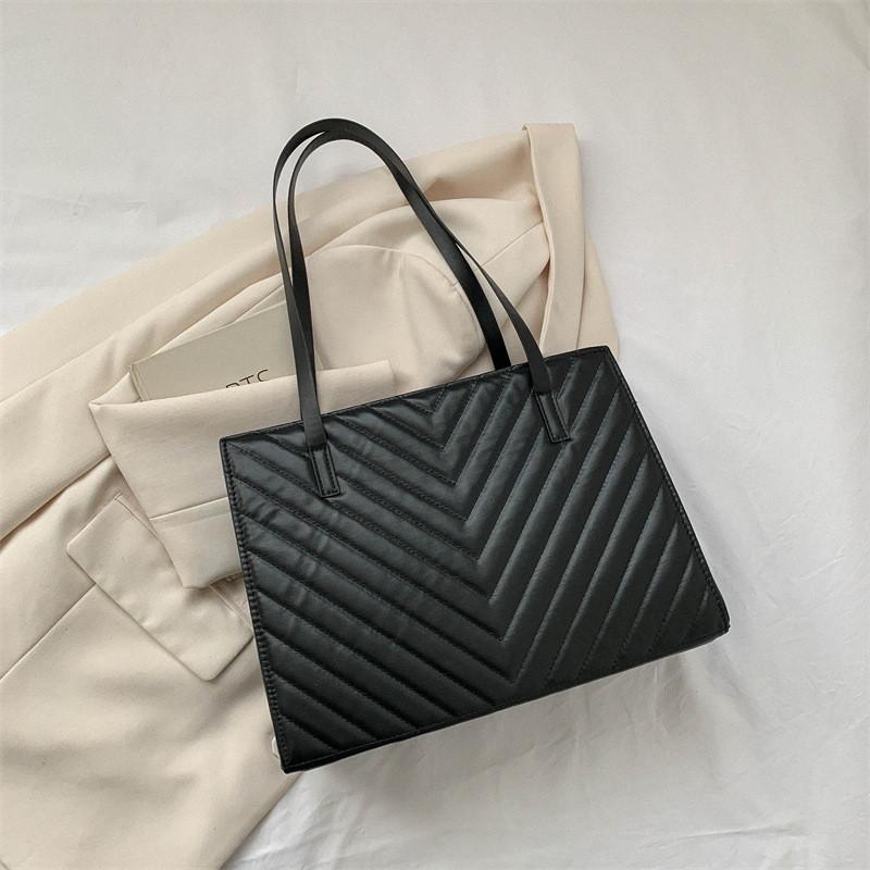 Simple Fashion Large Capacity Tote Bag 2023 Summer New Korean Style Handbag Women Black