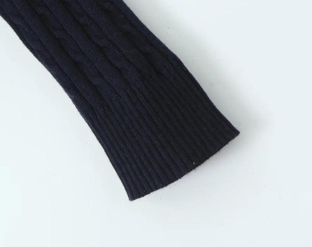 Spring 2025 Women's Age-Reducing Doll Collar Cable Knit Sweater